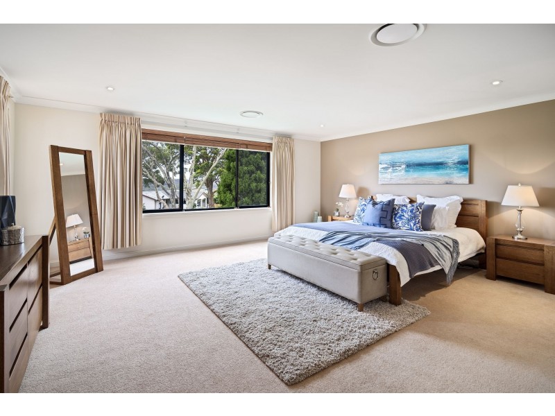 16 Carlow Crescent, Killarney Heights NSW 2087