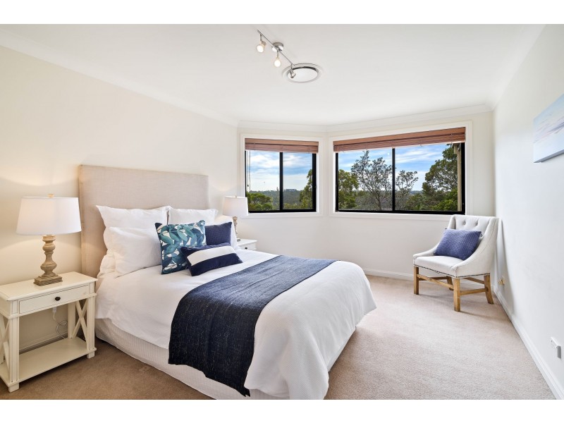 16 Carlow Crescent, Killarney Heights NSW 2087