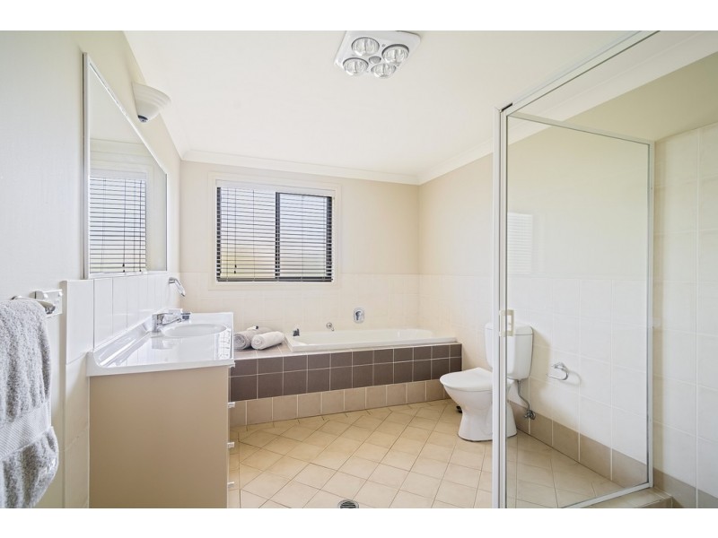 16 Carlow Crescent, Killarney Heights NSW 2087