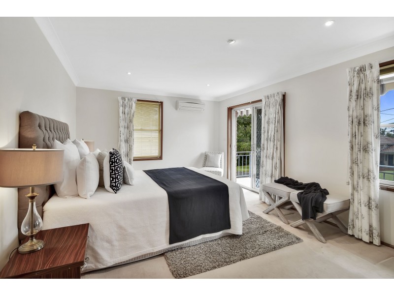 12 Glengariff Avenue, Killarney Heights NSW 2087