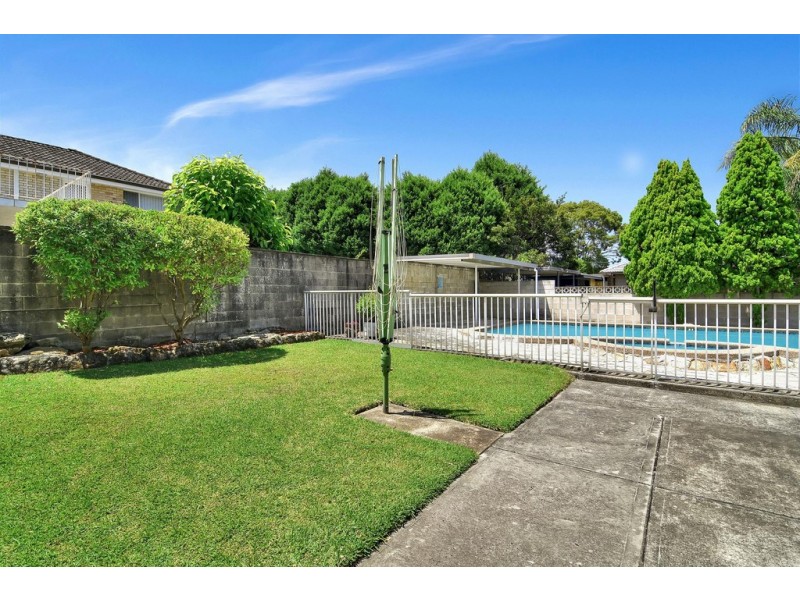 12 Glengariff Avenue, Killarney Heights NSW 2087