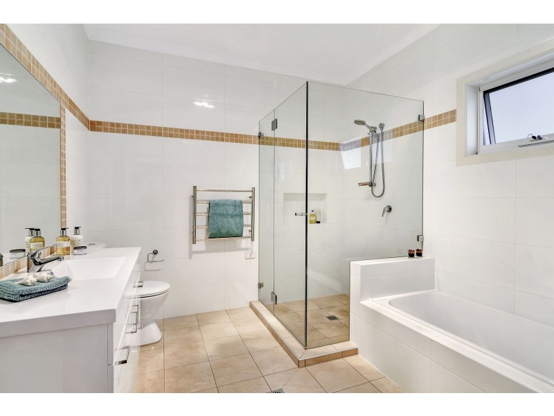 10 Mavor Crescent, Frenchs Forest NSW 2086