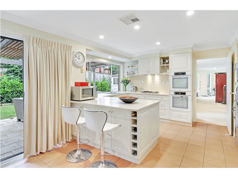 57 Carnarvon Drive, Frenchs Forest NSW 2086