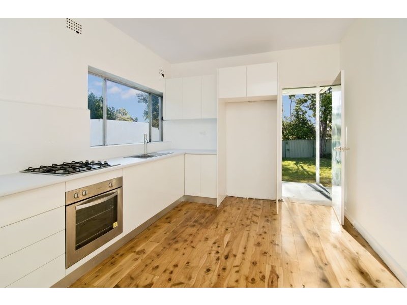 33 Grace Avenue, Frenchs Forest NSW 2086