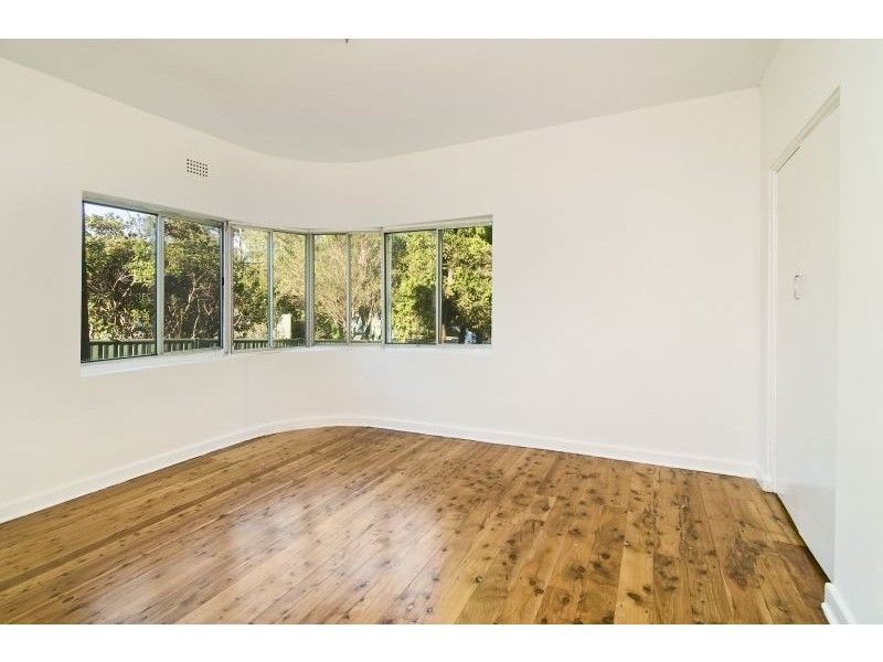 33 Grace Avenue, Frenchs Forest NSW 2086