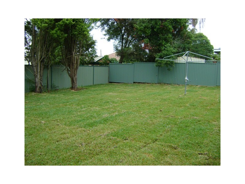 33 Grace Avenue, Frenchs Forest NSW 2086