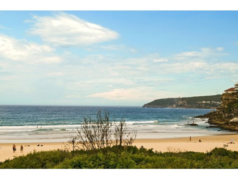 18/30-32 Kooloora Avenue, Freshwater NSW 2096