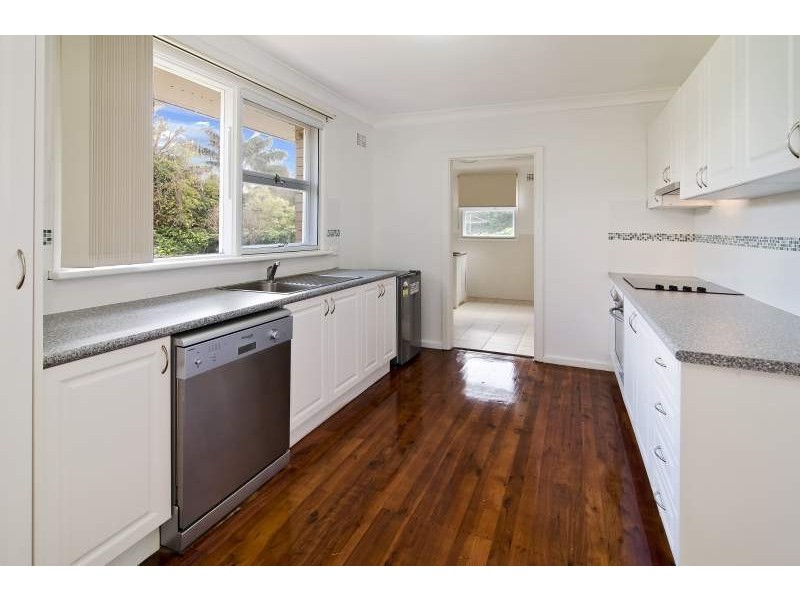 11 Glenarm Crescent, Killarney Heights NSW 2087