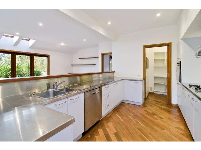 26 Dundilla Road, Frenchs Forest NSW 2086