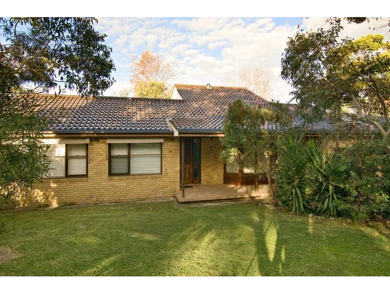 26 Dundilla Road, Frenchs Forest NSW 2086