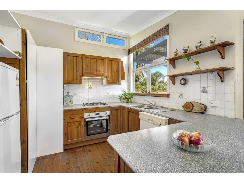819 Warringah Road, Forestville NSW 2087