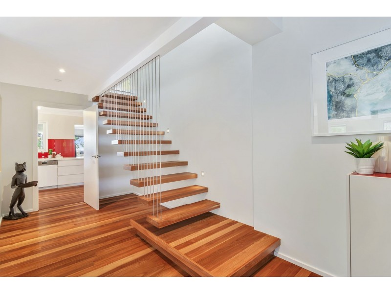 99 Sir Thomas Mitchell Drive, Davidson NSW 2085