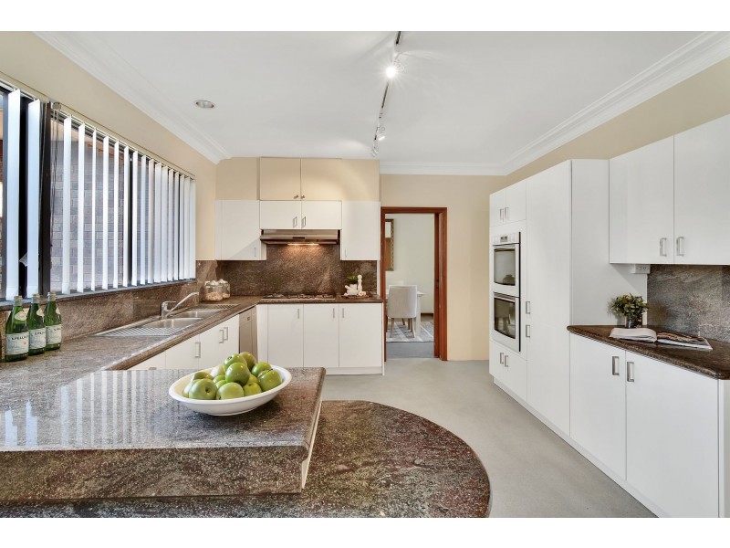 148 Killarney Drive, Killarney Heights NSW 2087