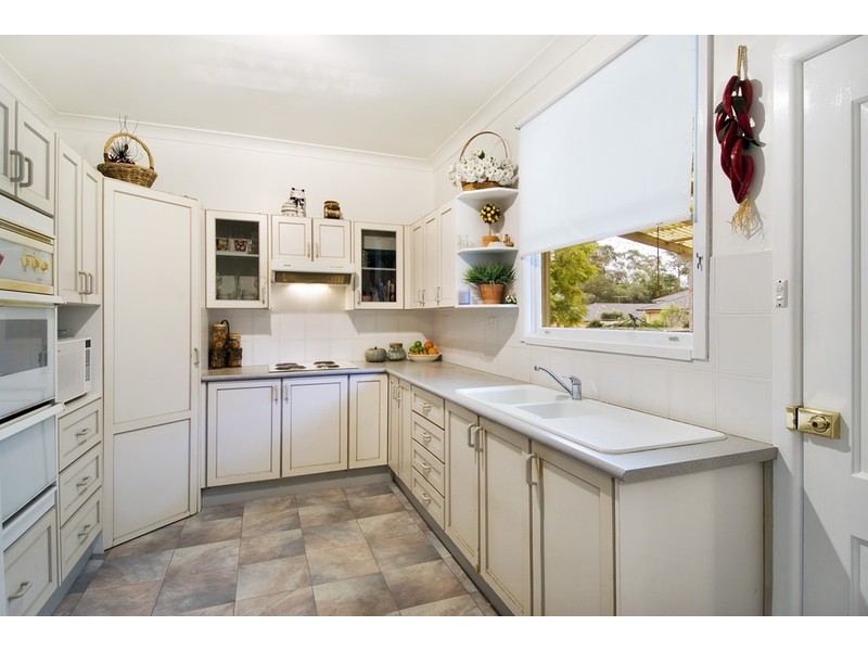 16 Cannons Parade, Forestville NSW 2087