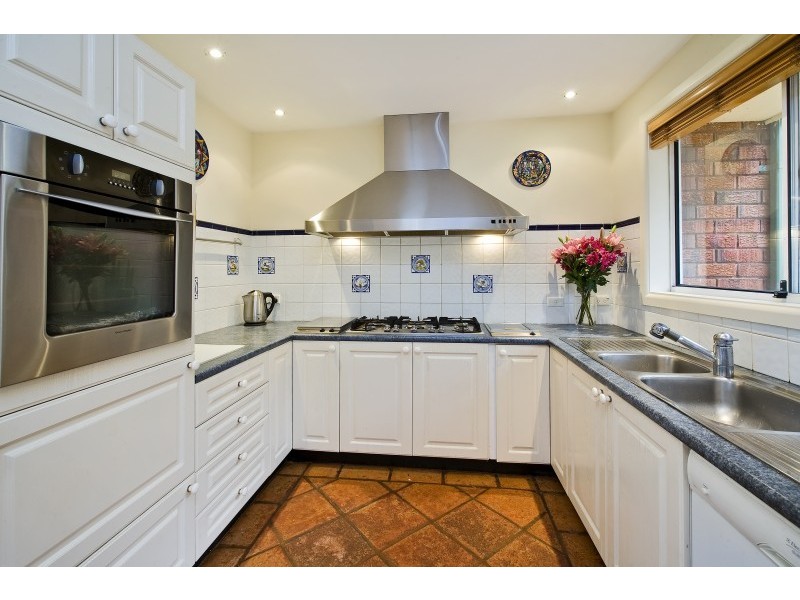 5 Henricks Place, Beacon Hill NSW 2100