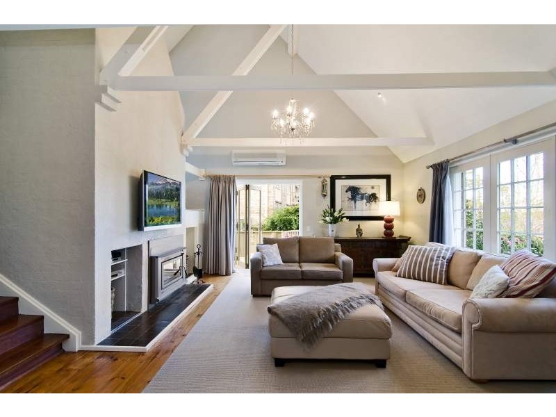 2 Strabane Avenue, Killarney Heights NSW 2087