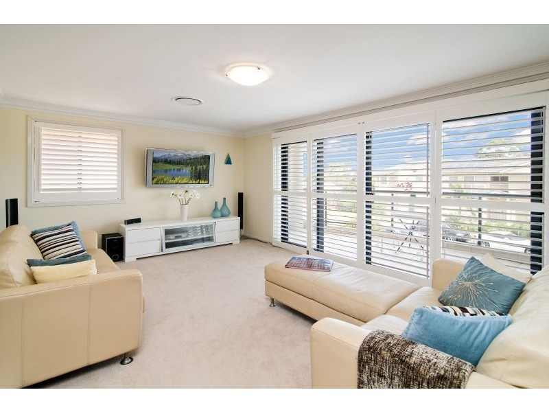 12 Valley View Road, Frenchs Forest NSW 2086