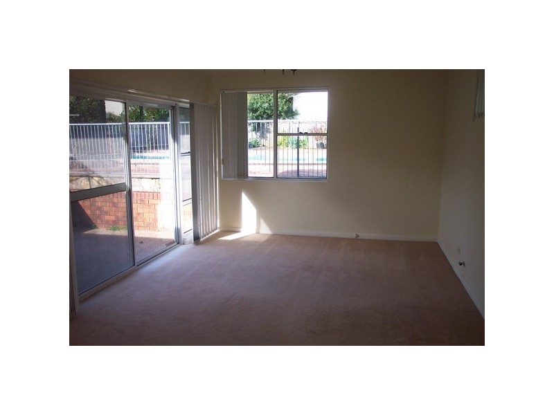 17 Walkom Avenue, Forestville NSW 2087