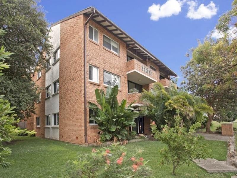 18/30-32 Kooloora Avenue, Freshwater NSW 2096