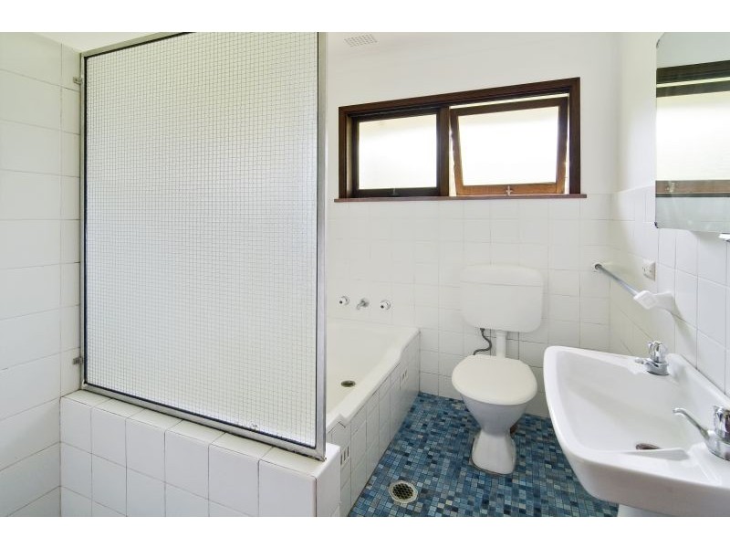 9 Warung Avenue, Frenchs Forest NSW 2086