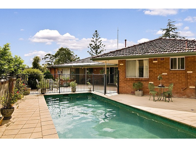 1 Yeats Avenue, Killarney Heights NSW 2087