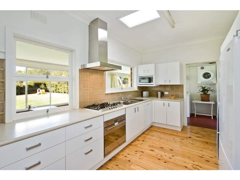 10 Epacris Avenue, Forestville NSW 2087