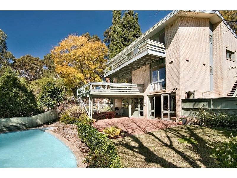 24 Leinster Avenue, Killarney Heights NSW 2087