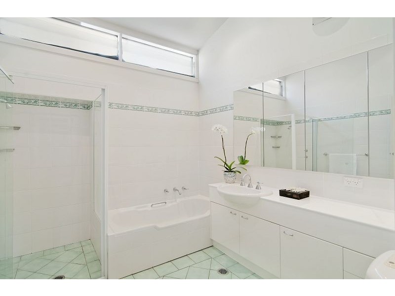 24 Leinster Avenue, Killarney Heights NSW 2087