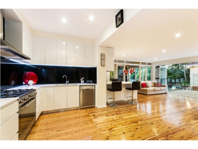 4 Deakin Street, Forestville NSW 2087