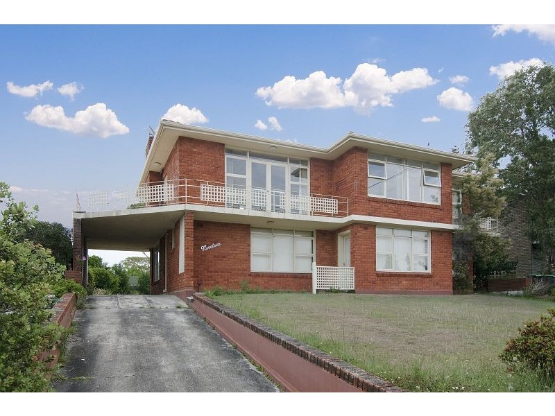 19 Rathowen Parade, Killarney Heights NSW 2087