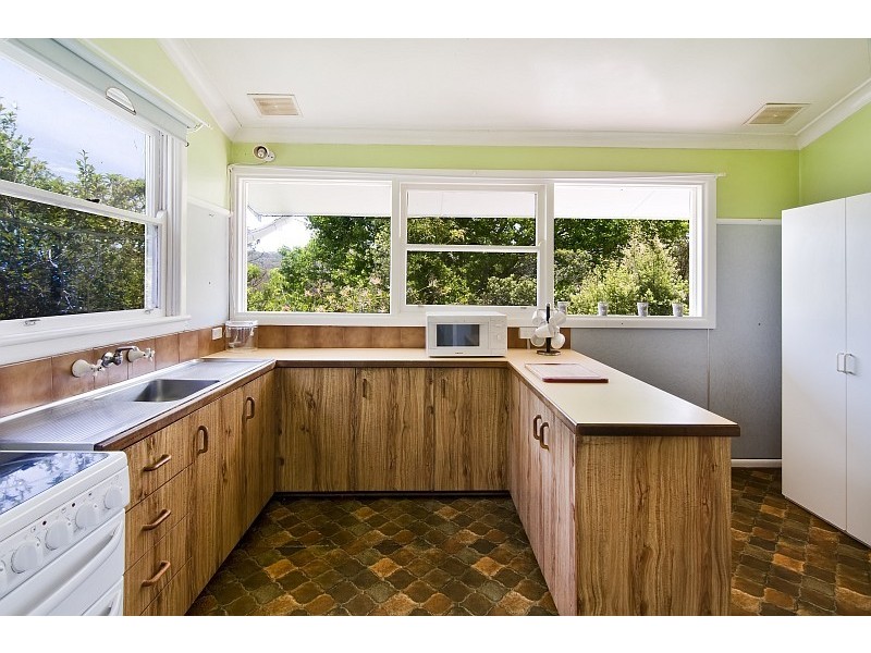 83 Ferguson Street, Forestville NSW 2087