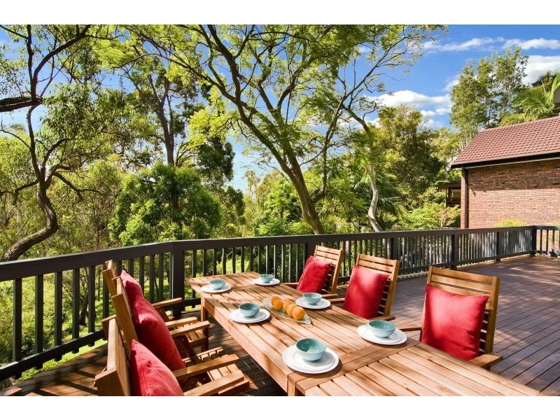 18 Londonderry Drive, Killarney Heights NSW 2087