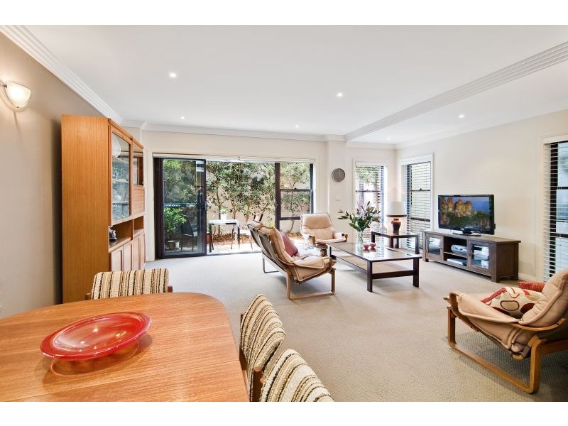 2/691-695 Warringah Road, Forestville NSW 2087