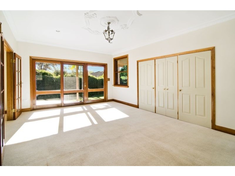 22 Alkoomie Avenue, Forestville NSW 2087