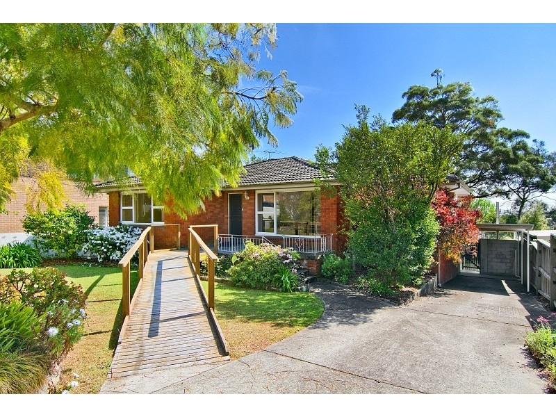 82 Dareen Street, Frenchs Forest NSW 2086