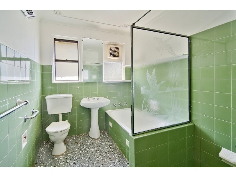 82 Dareen Street, Frenchs Forest NSW 2086