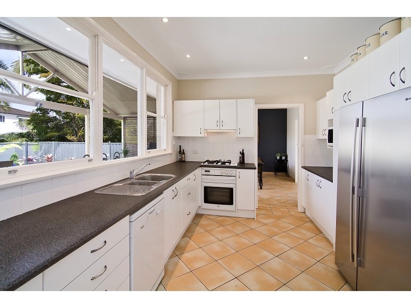 4 Glenarm Crescent, Killarney Heights NSW 2087