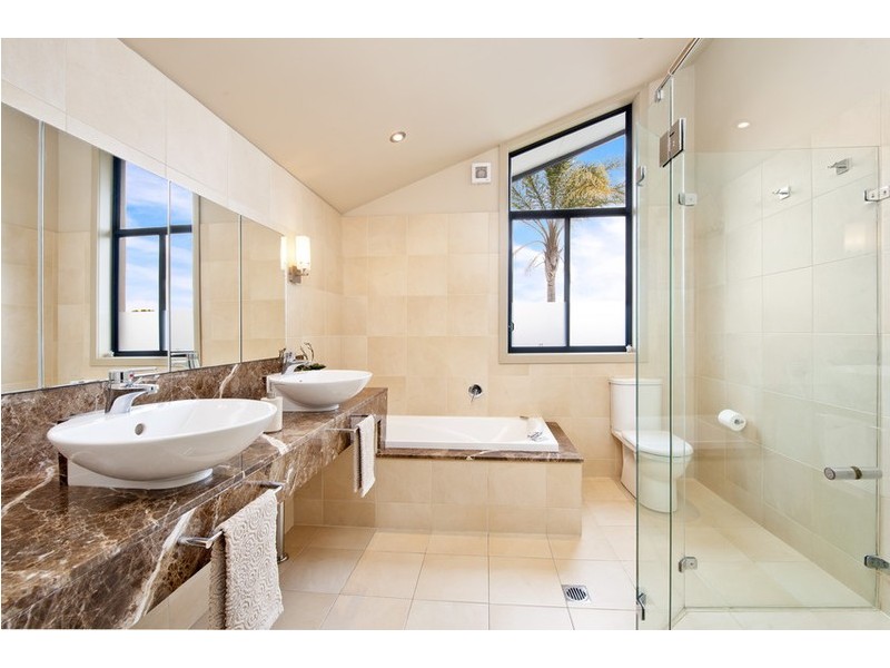 31 Donegal Road, Killarney Heights NSW 2087