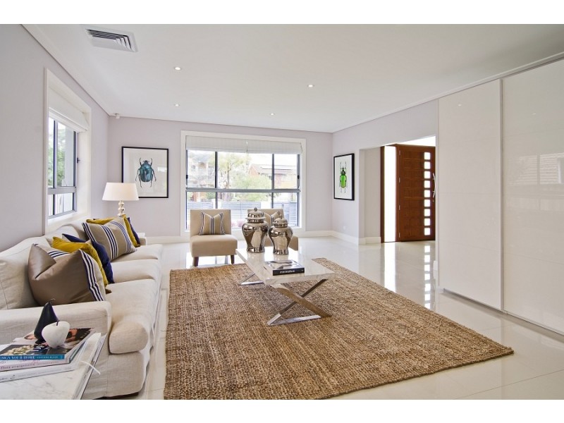 26 Cannons Parade, Forestville NSW 2087