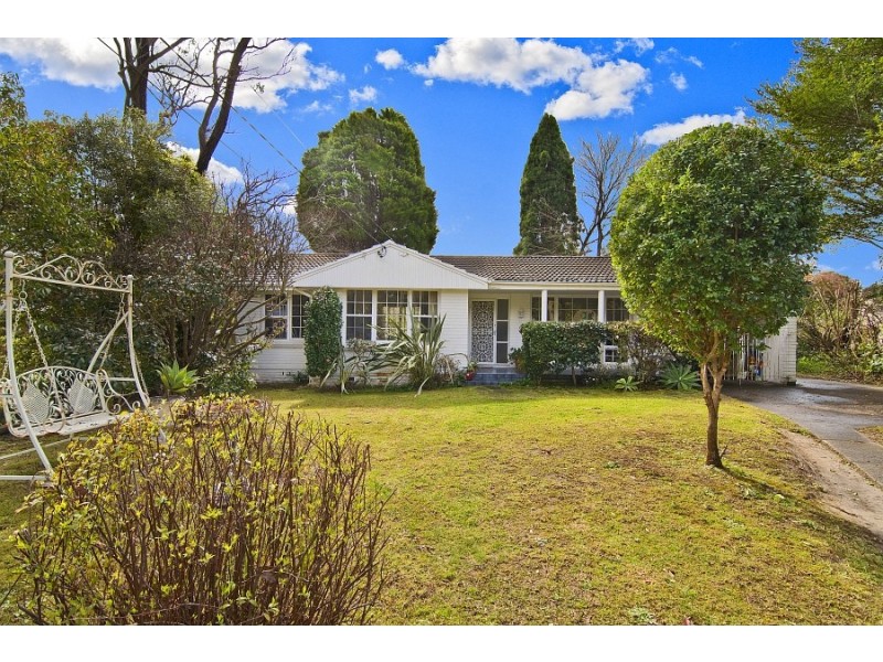 24 Lowanna Street, Belrose NSW 2085