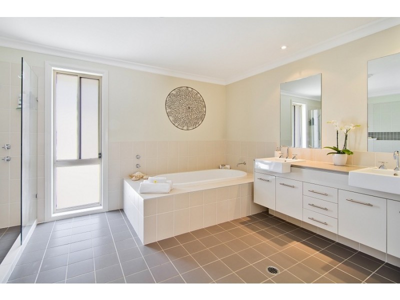 5 Bentley Avenue, Forestville NSW 2087