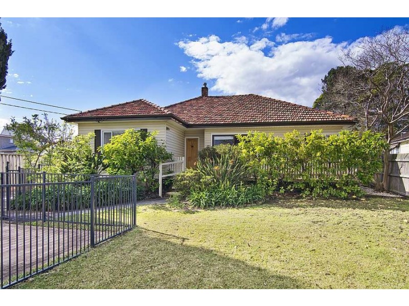 4 Tyrone Avenue, Forestville NSW 2087