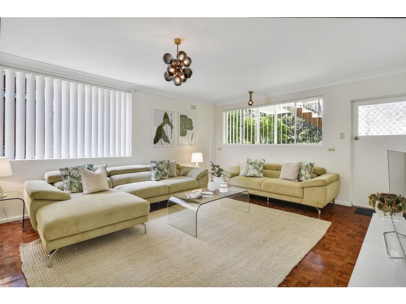 27 Finian Avenue, Killarney Heights NSW 2087