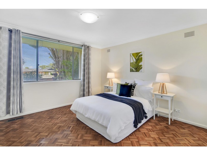 27 Finian Avenue, Killarney Heights NSW 2087