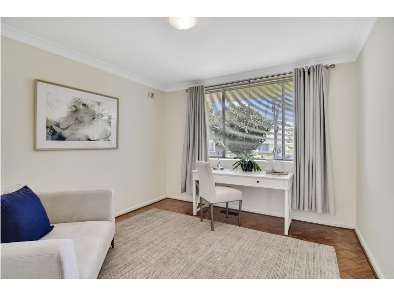 27 Finian Avenue, Killarney Heights NSW 2087