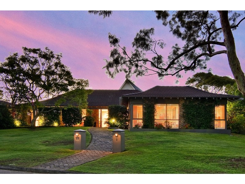 2 Roscommon Crescent, Killarney Heights NSW 2087