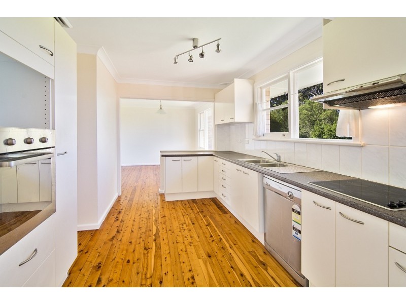 28 Connemara Avenue, Killarney Heights NSW 2087