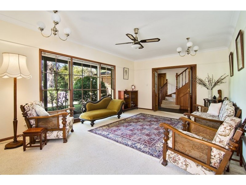 14 Banool Avenue, St Ives NSW 2075