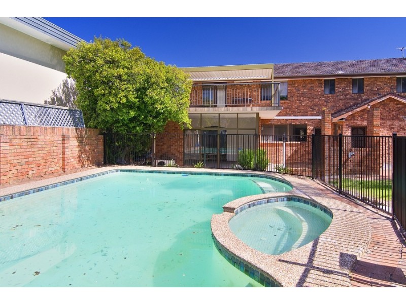 148 Killarney Drive, Killarney Heights NSW 2087