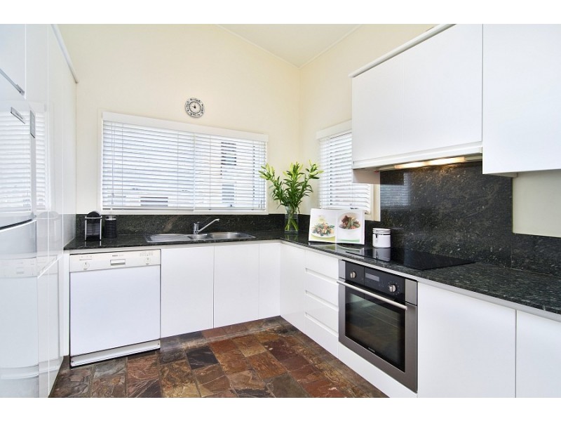 15 Lanford Avenue, Killarney Heights NSW 2087